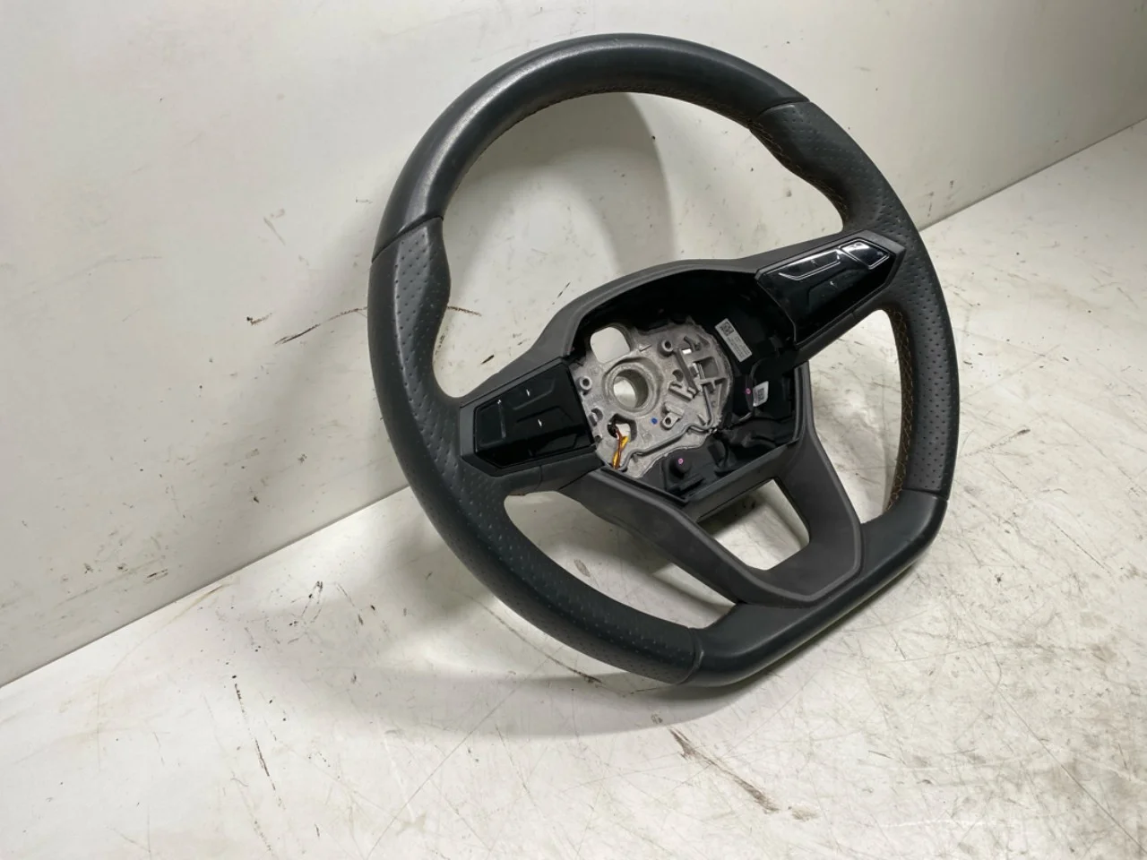 Cupra BORN 2022- Steering wheel view 3