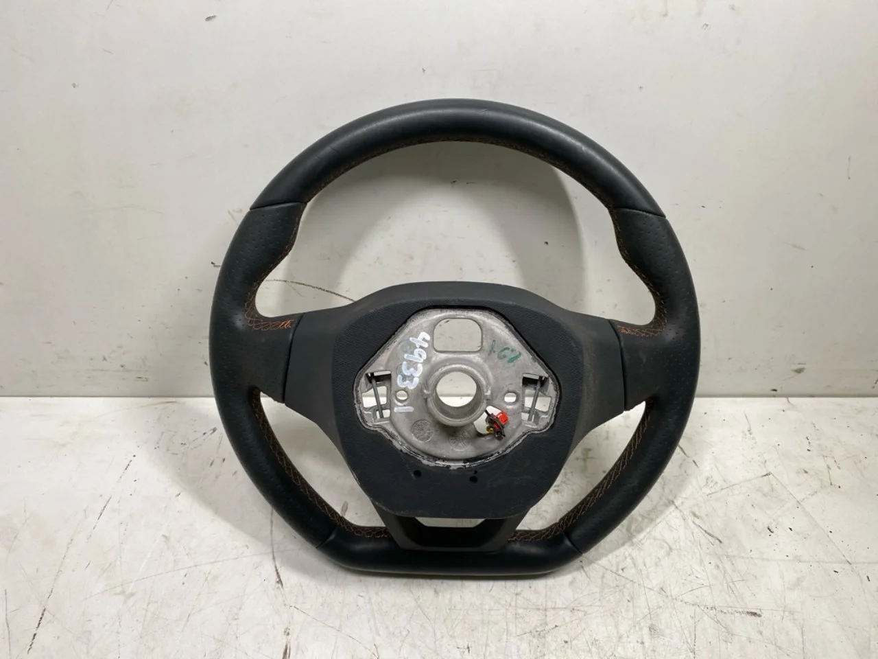 Cupra BORN 2022- Steering wheel view 4