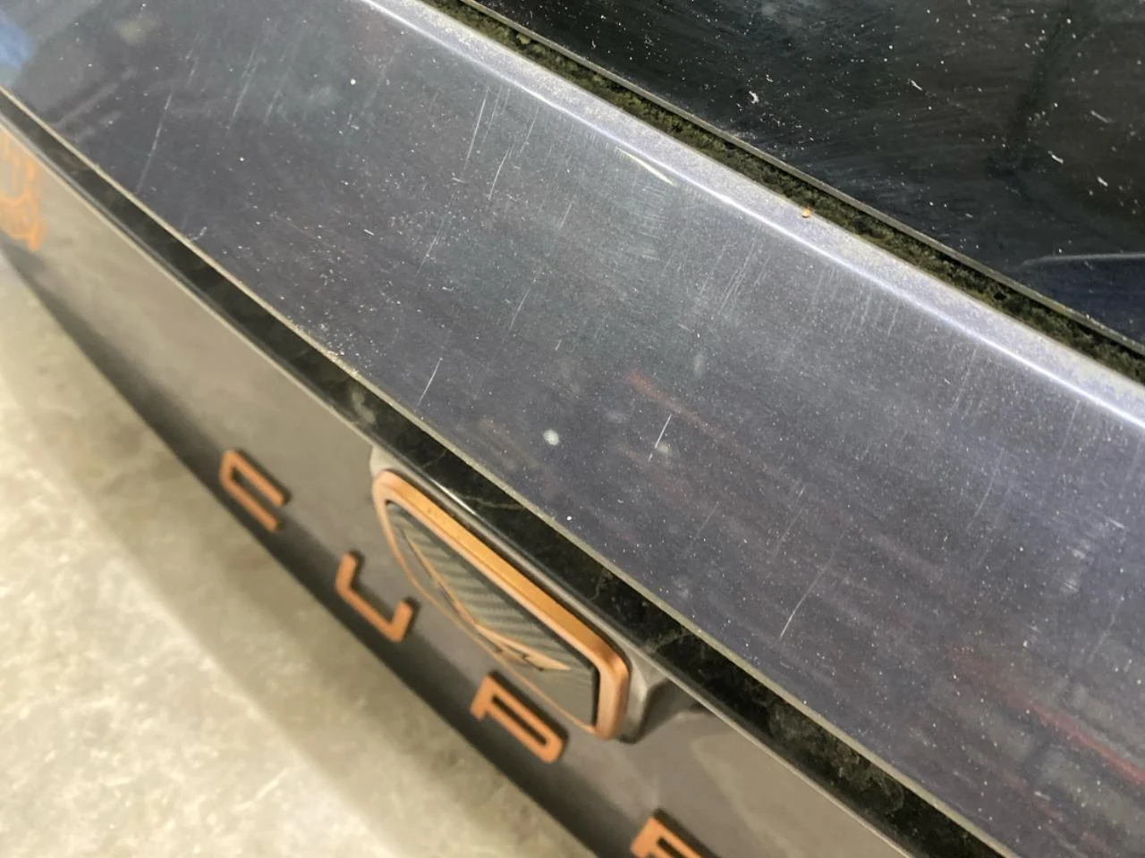 Cupra BORN 2022- Tailgate, estate view 3