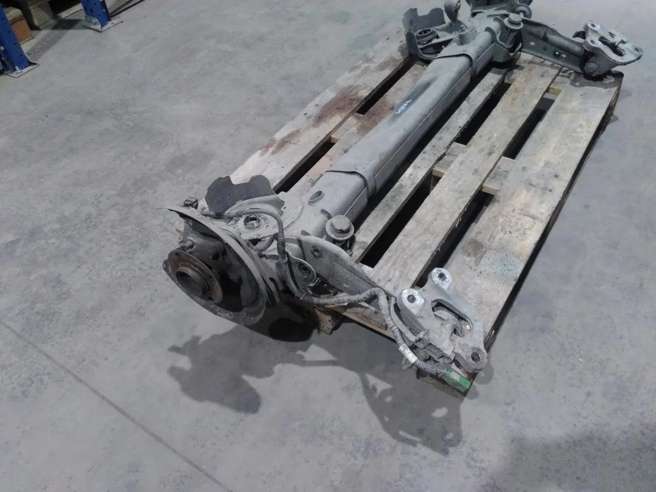 Peugeot 208/E-208 2020-> Rear suspension, other view 3