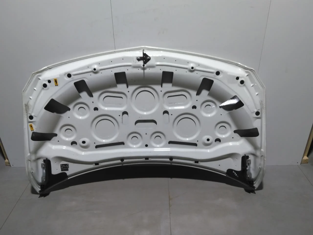 Mercedes B 180-200 W246/W242 2012-19 Motorháztető nézet 4