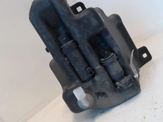 Mercedes B 180-200 W246/W242 2012-19 Rezervor lichid spălare parbriz vedere 2