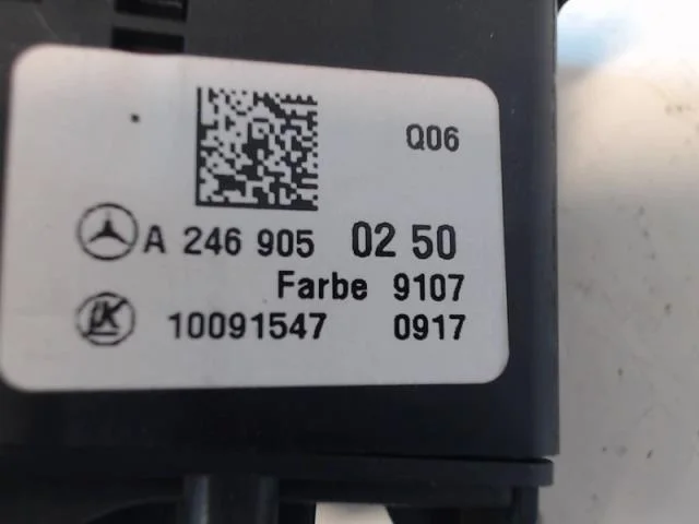 Mercedes B 180-200 W246/W242 2012-19 Headlight switch view 2