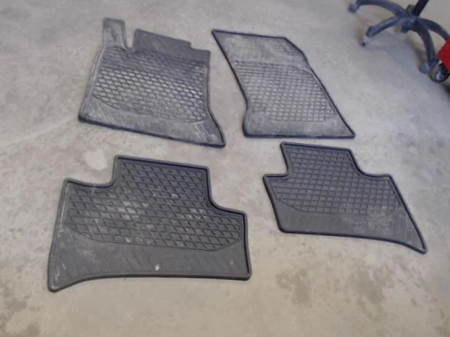 Mercedes B 180-200 W246/W242 2012-19 Floor carpet