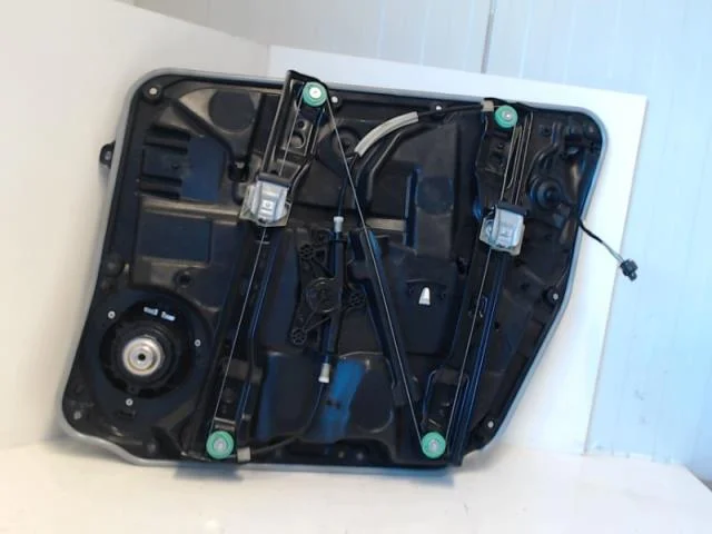 Mercedes B 180-200 W246/W242 2012-19 Elektromos ablakemelő, komplett