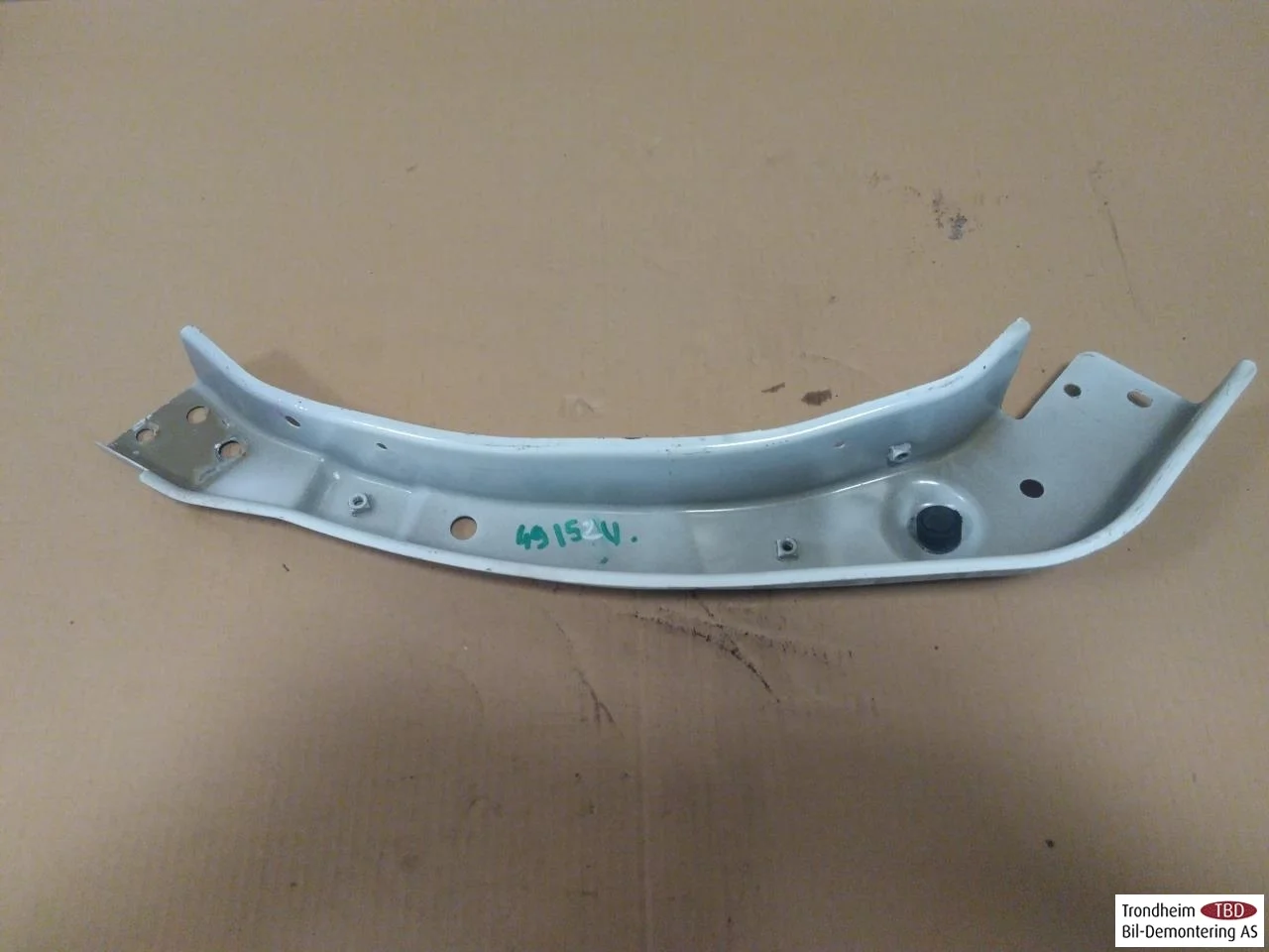 Maxus E-DELIVER9 2022- Upper front panel view 2