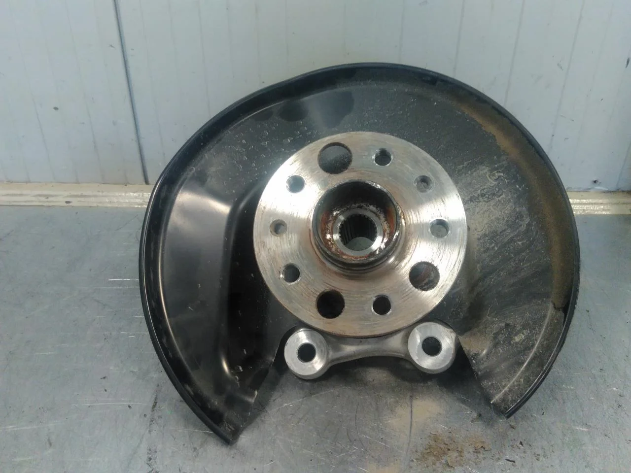 Toyota BZ4X EA10 2022- Csonkállvány, jobb hátsó