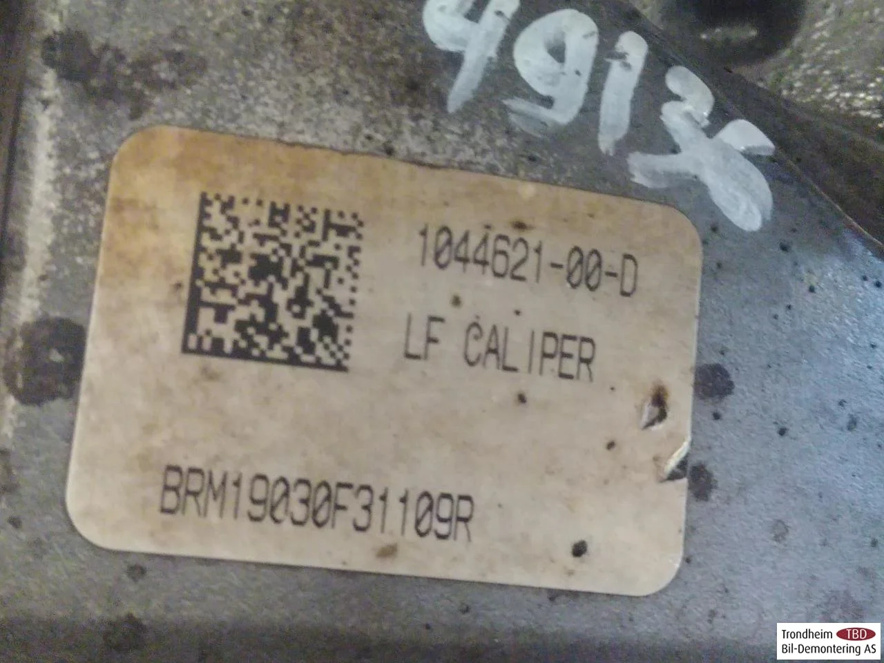 Tesla MODEL 3 2017--> Etrier frână față stânga vedere 4