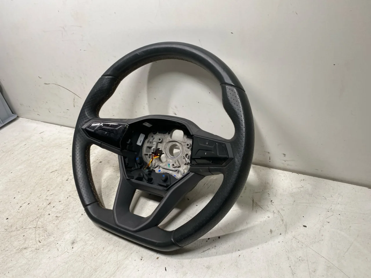 Cupra BORN 2022- Steering wheel view 2
