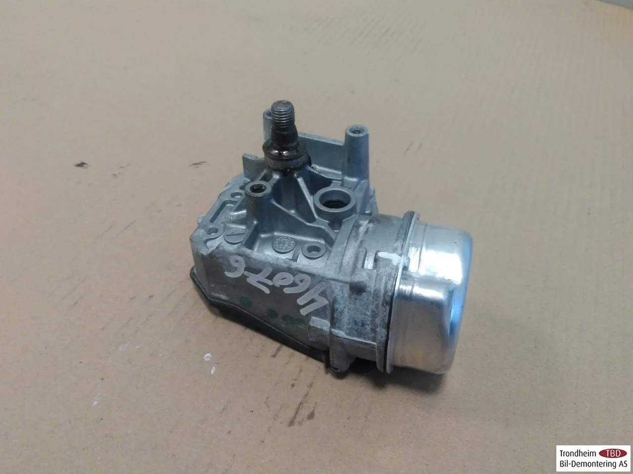 Mazda MX-30 2020- Ablaktörlő motor, szélvédő
