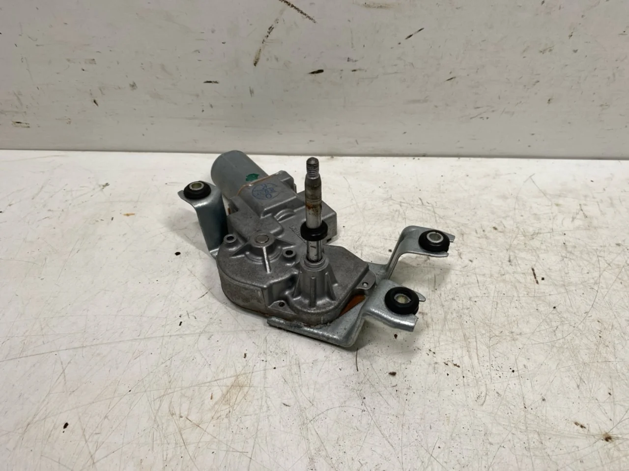 Mercedes EQA H243 2021- Ablaktörlő motor, csomagtérajtó nézet 2