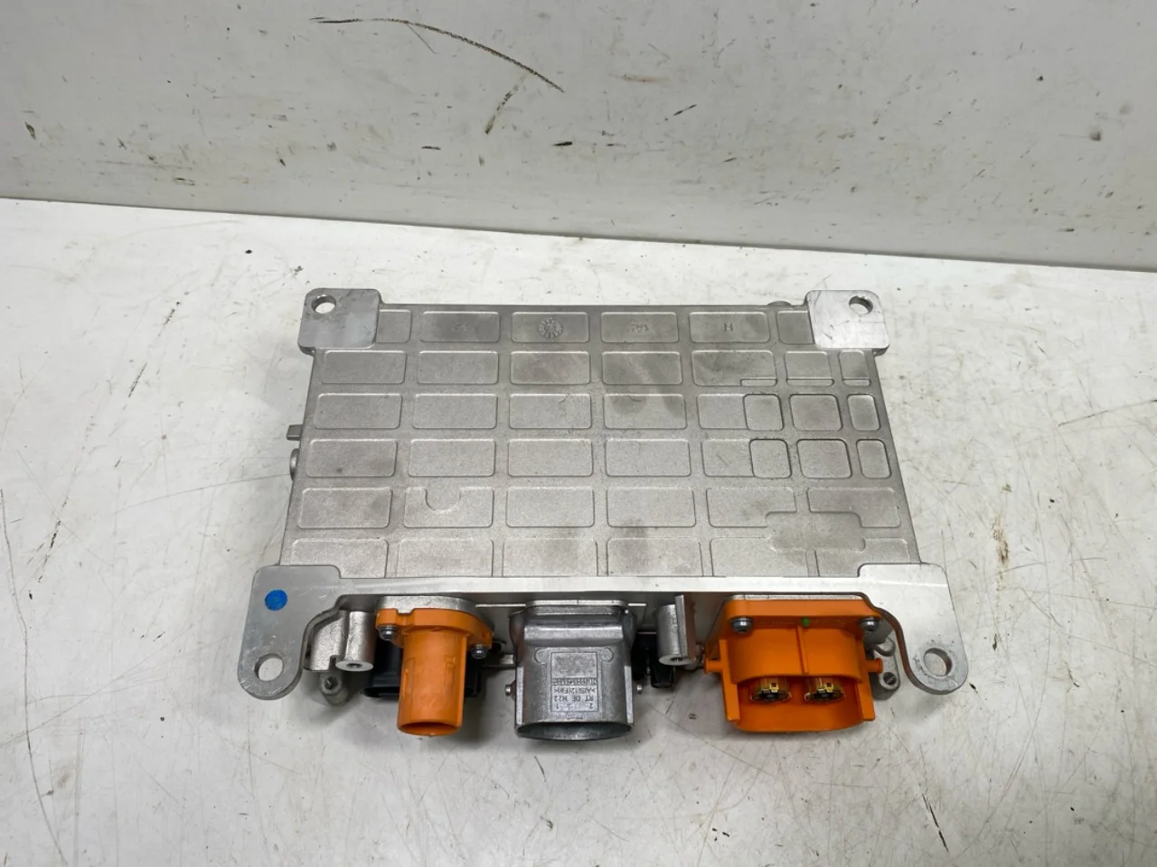 Mercedes EQA H243 2021- Convertor de tensiune, baterie vedere 4