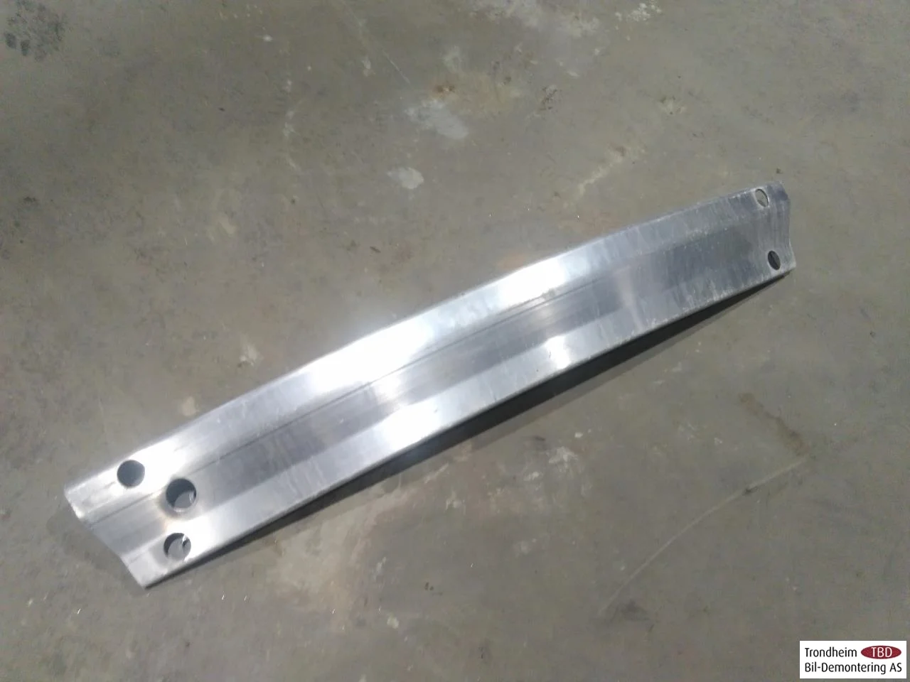 Tesla MODEL 3 2017--> Bumper reinforcement beam, rear