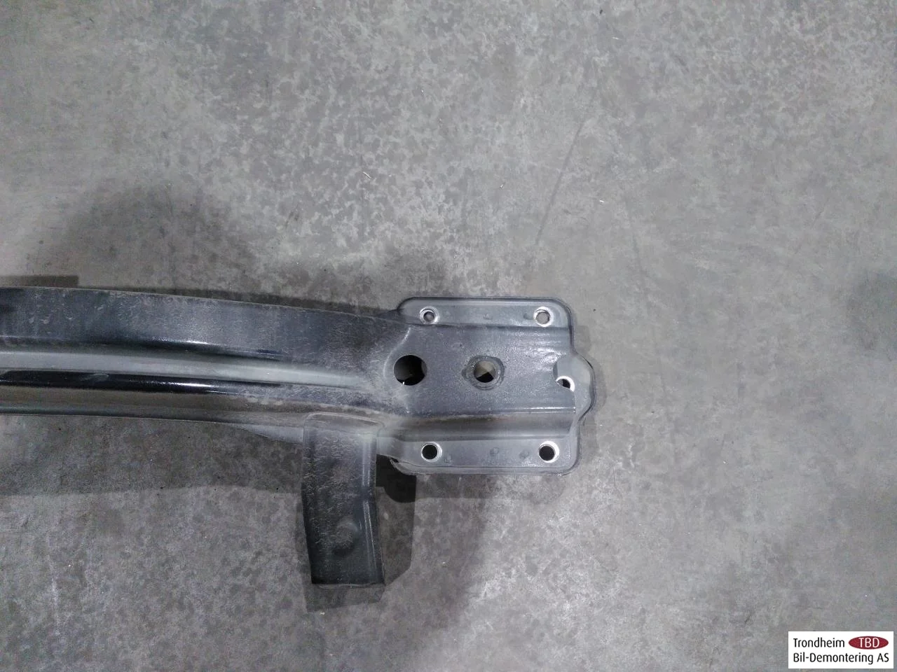 Byd TANG 2021->> Bumper reinforcement beam, rear view 2
