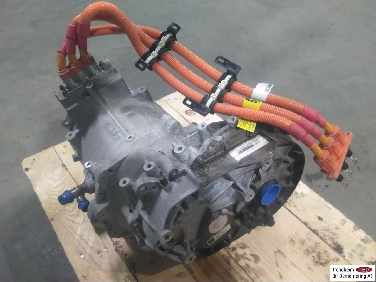 Maxus E-DELIVER3 EV30 2020- Front electric motor view 2