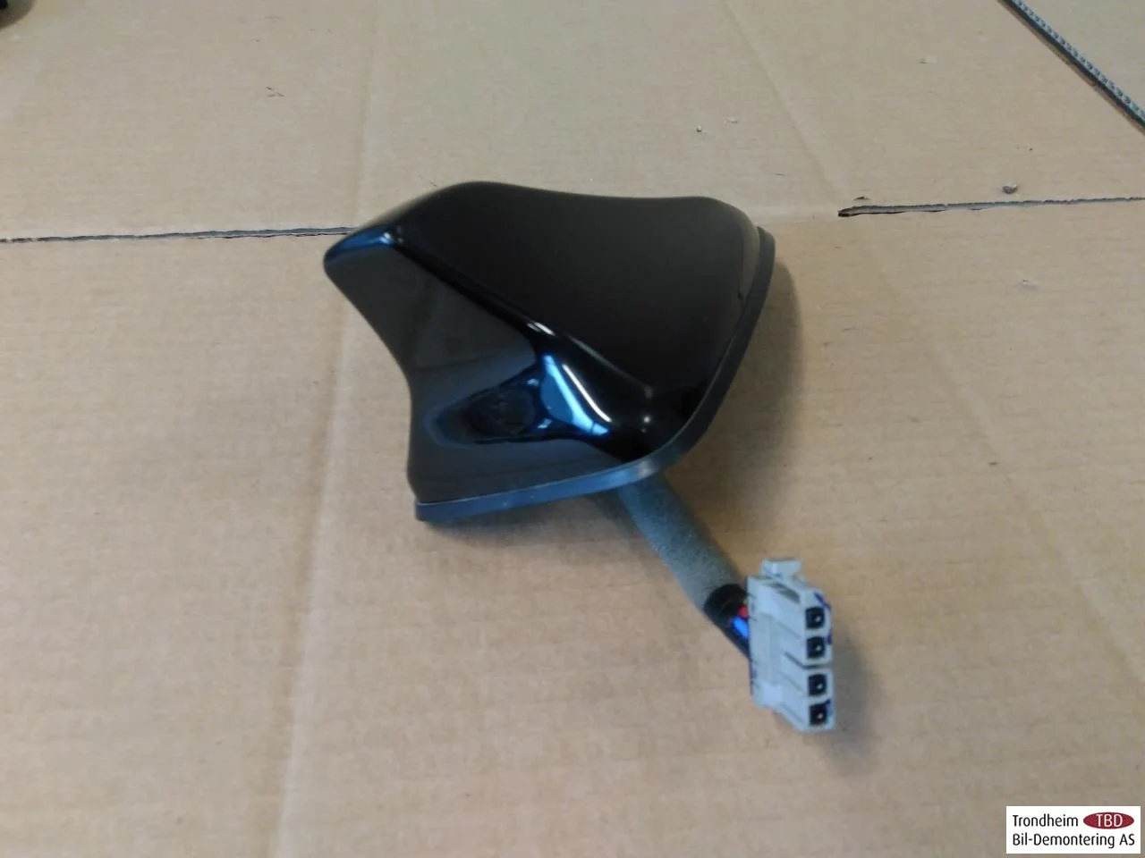 Hyundai IONIQ AE 2017-22 Antenna nézet 2