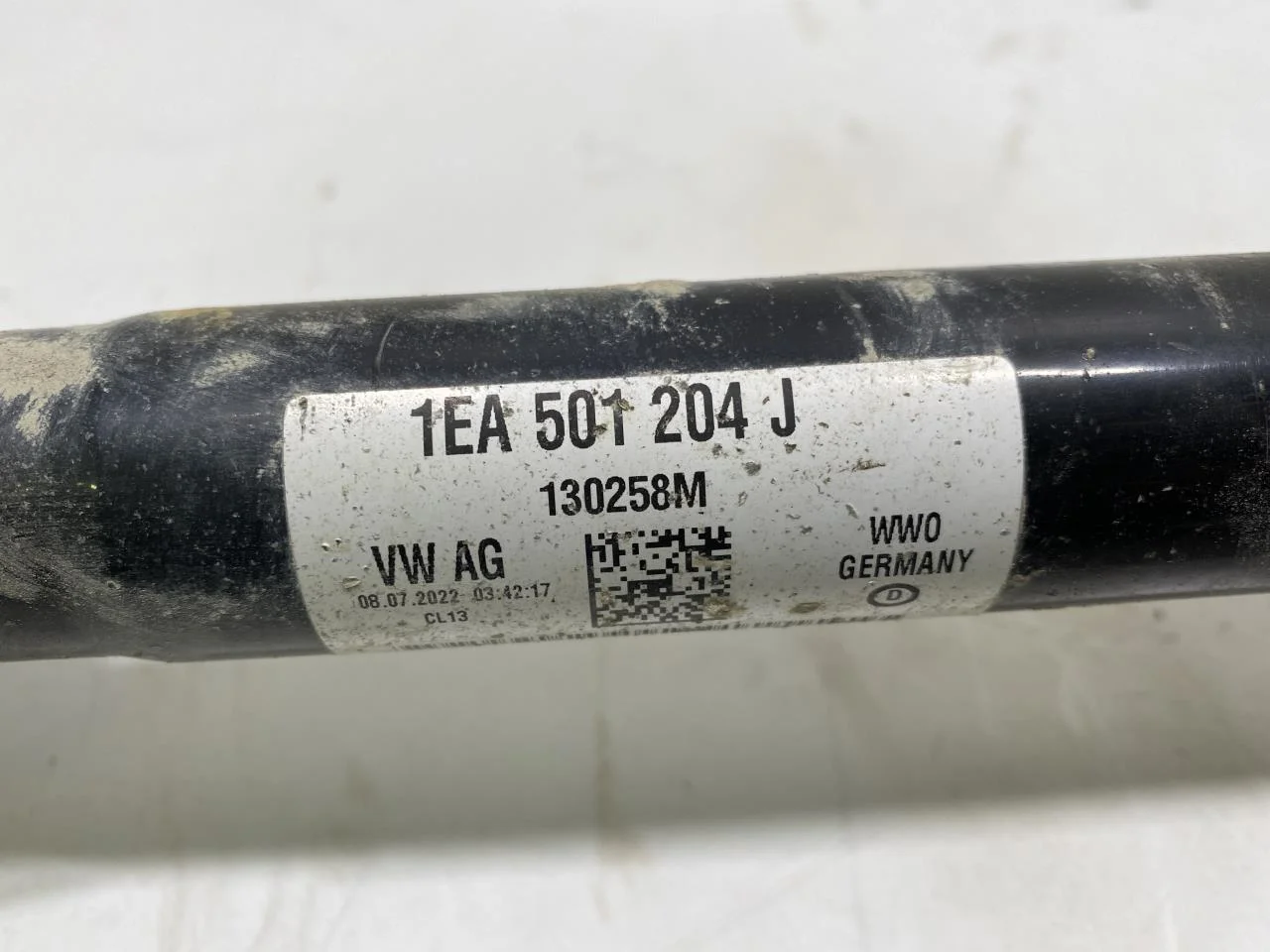 Volkswagen ID.4 2021- Rear right driveshaft view 3