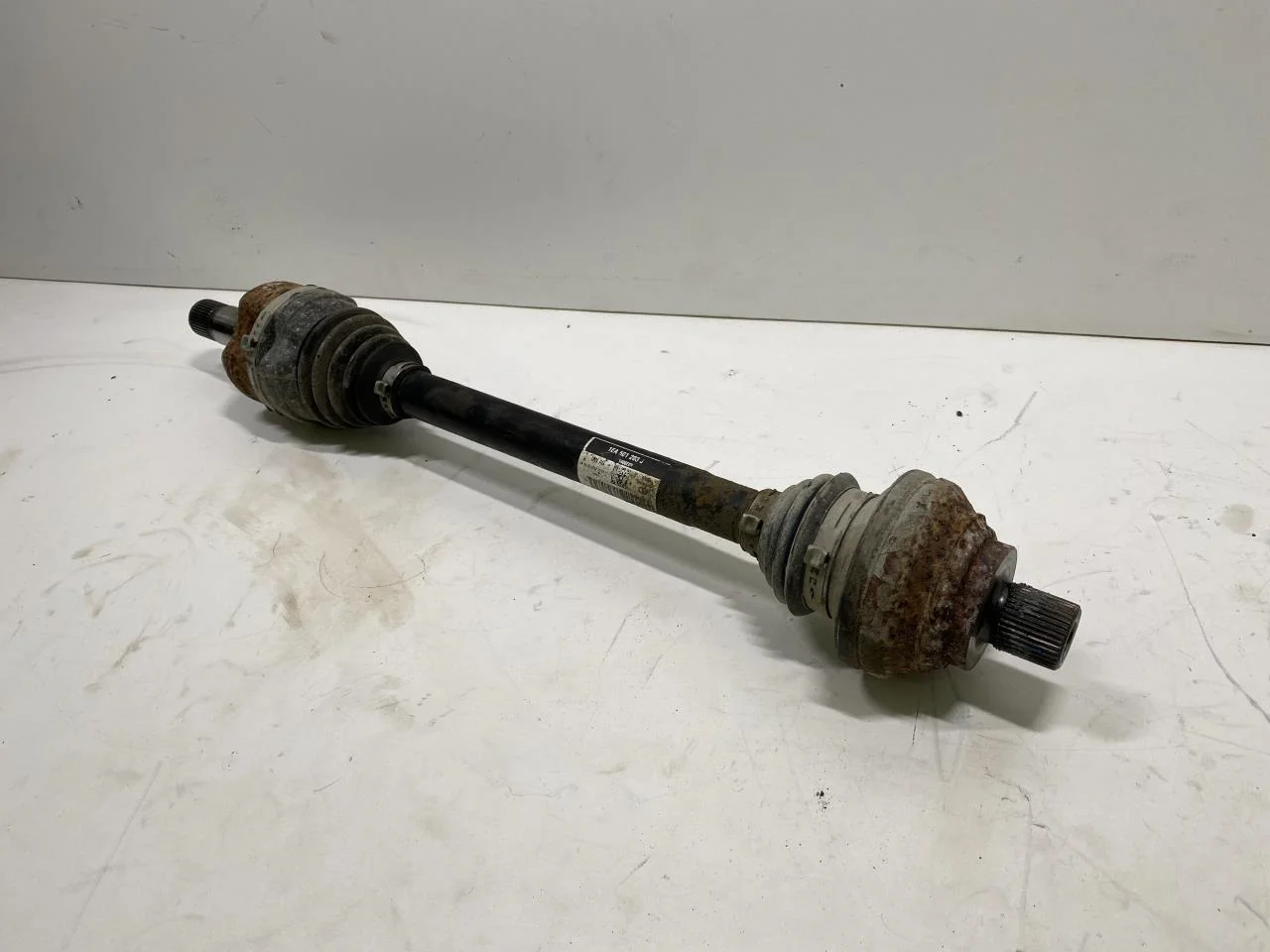 Volkswagen ID.4 2021- Rear left driveshaft