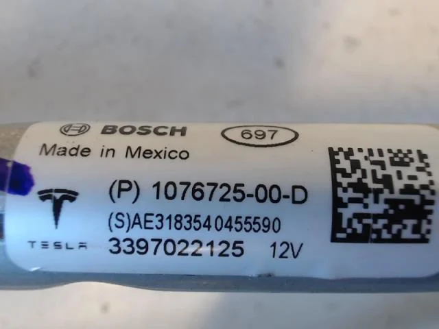 Tesla MODEL 3 2017--> Ablaktörlő áttétel, szélvédő nézet 2