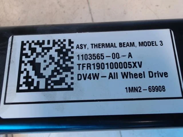 Tesla MODEL 3 2017--> Body shell view 2