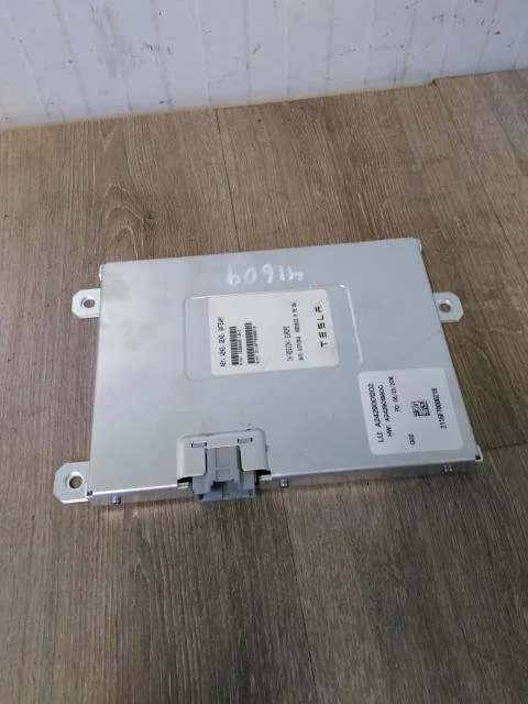 Mercedes B 180-200 W246/W242 2012-19 Vezérlőegység, egyéb