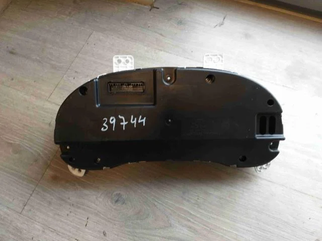 Hyundai IONIQ AE 2017-22 Instrument cluster assembly view 2
