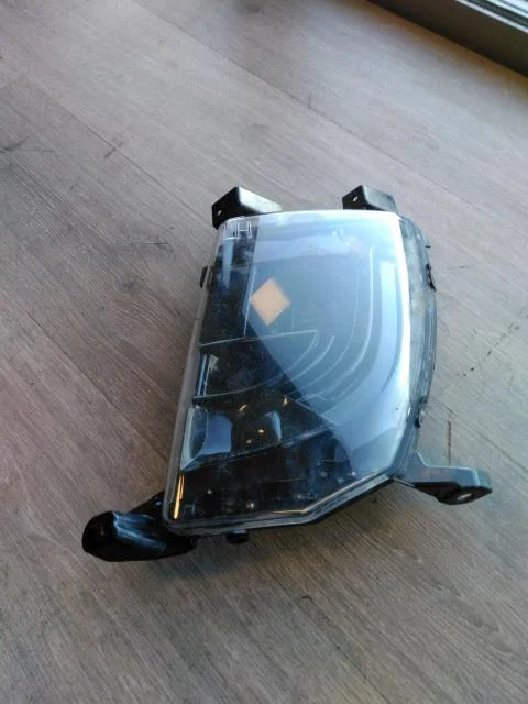 Tesla MODEL S 2013- Kanyar- / ködlámpa