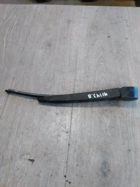 Volkswagen UP!, E-UP! Ablaktörlő kar, hátsó ablak