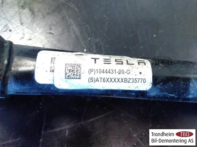 Tesla MODEL 3 2017--> Braț suspensie, dreapta spate vedere 3
