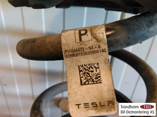Tesla MODEL 3 2017--> Arc, spate vedere 3