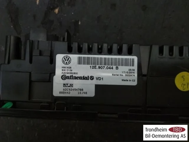 Volkswagen UP!, E-UP! Fűtéskezelő egység nézet 2