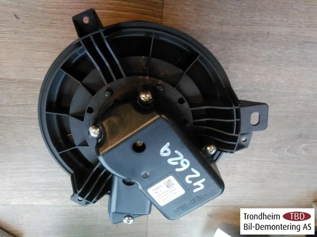 Tesla MODEL 3 2017--> Fűtésventilátor motor