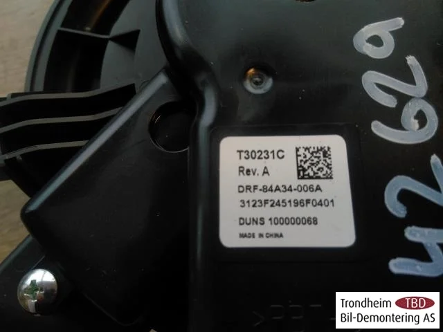 Tesla MODEL 3 2017--> Fűtésventilátor motor nézet 2