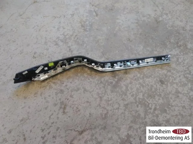 Tesla MODEL X 2016- Trim molding, other view 3