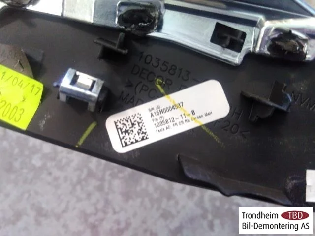 Tesla MODEL X 2016- Trim molding, other view 4
