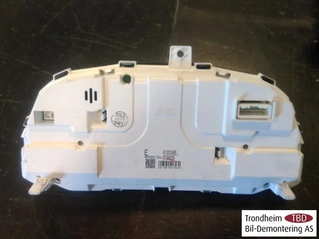 Mitsubishi OUTLANDER 2013-21 Instrument cluster assembly view 2