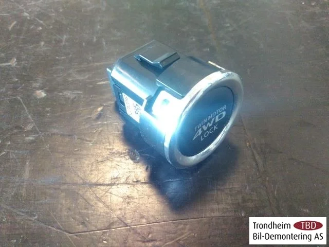 Mitsubishi OUTLANDER 2013-21 Egyéb kapcsolók