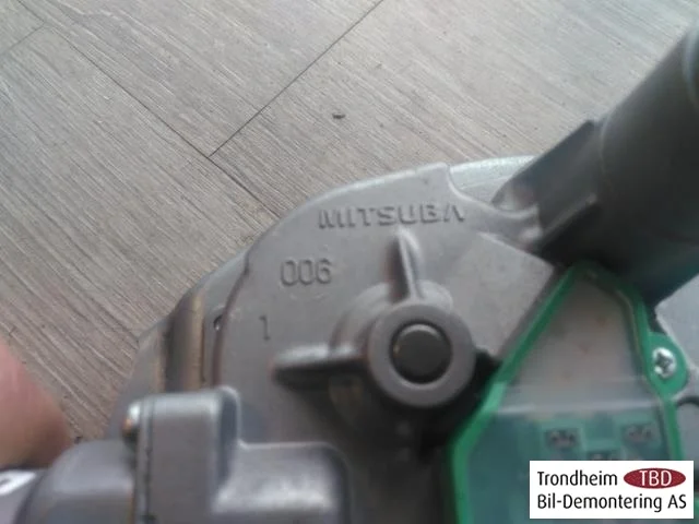 Mitsubishi I-MIEV Ablaktörlő motor, csomagtérajtó nézet 2