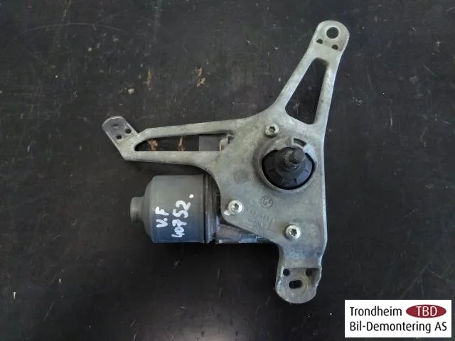 BMW I3 I01 2013-22 Ablaktörlő motor, szélvédő