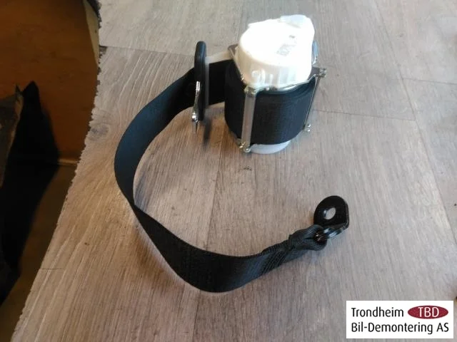BMW I3 I01 2013-22 Biztonsági öv, hátsó, bal
