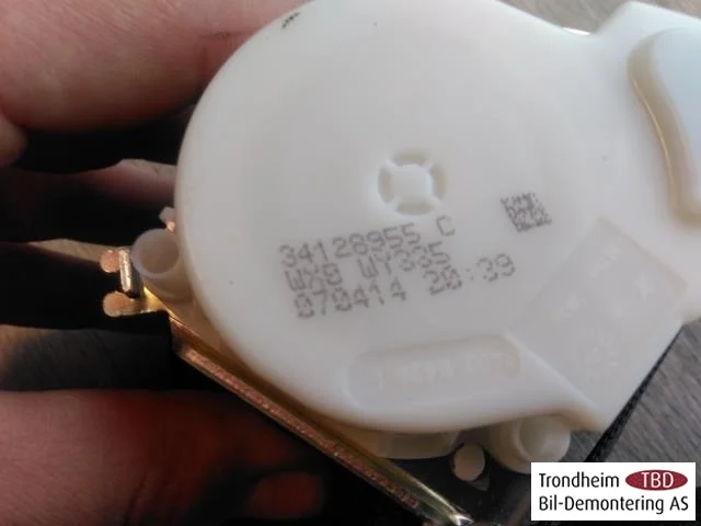 BMW I3 I01 2013-22 Biztonsági öv, hátsó, jobb nézet 3