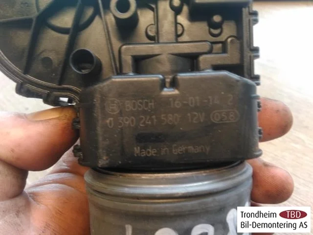Renault ZOE/E- TECH 2013--> Windshield wiper motor view 2