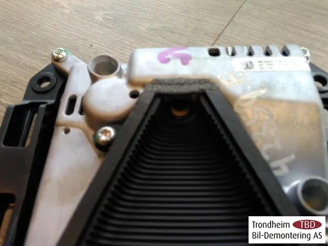 Tesla MODEL S 2013- Exterior camera view 2