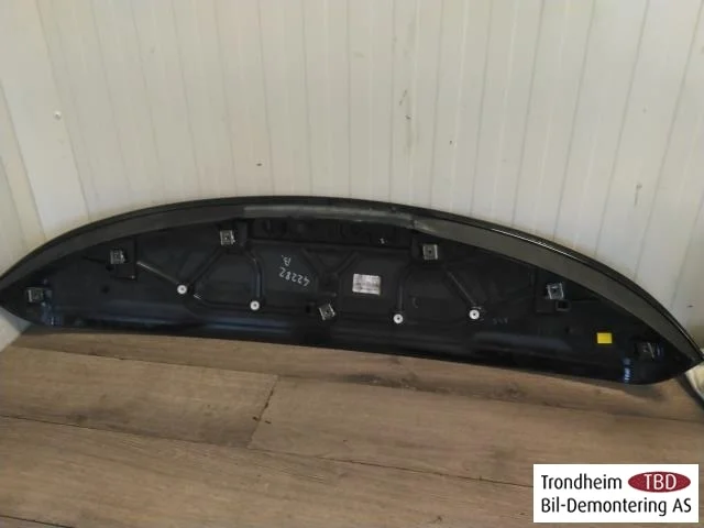 Renault ZOE/E- TECH 2013--> Spoiler, tailgate view 2