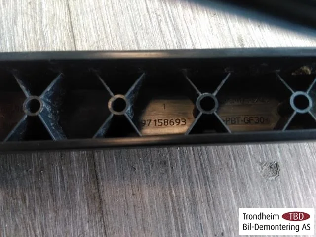Volvo XC90/RECHARGE 2016-> Ablaktörlő kar, hátsó ablak nézet 3