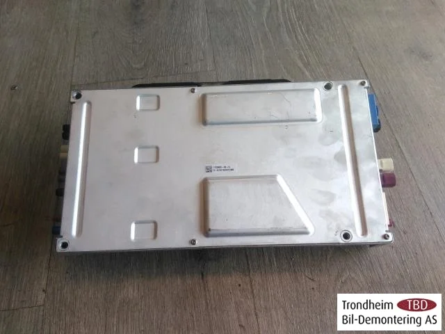 Tesla MODEL S 2013- Vezérlőegység, autopilot nézet 2