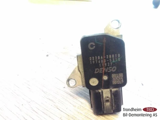 Lexus CT 200H Mass air flow sensor view 2
