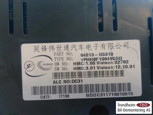 Kia NIRO 2017-22 Instrument cluster assembly view 3