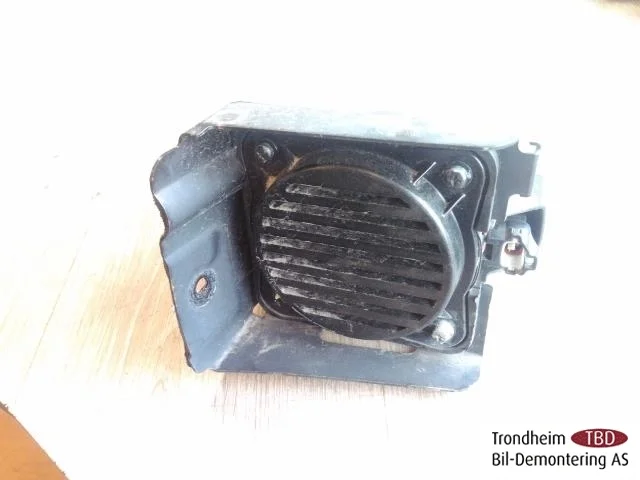 Kia SOUL 2009- Difuzor sunet motor