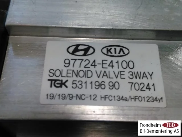 Hyundai IONIQ AE 2017-22 Klíma, egyéb nézet 3